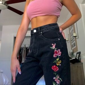 Embroidered Boyfriend Jeans